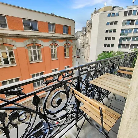 Appartamento Amazing Refurbished Flat In V