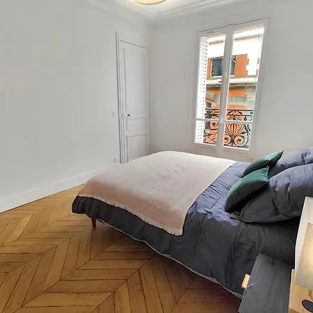 Apartment Amazing Refurbished Flat In V *